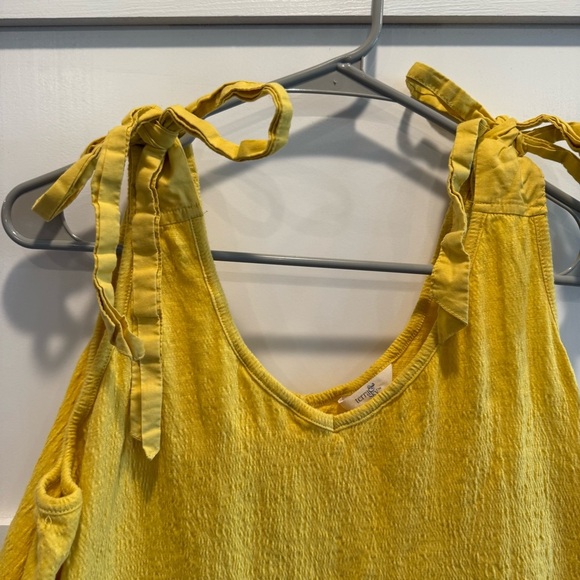 Yellow Ruffle Strap Top Size 1X - Picture 4 of 7